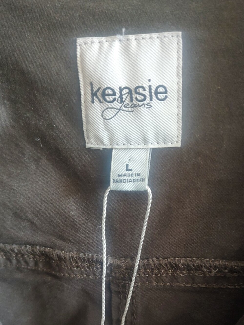 Kensie Women's Jacket in Olive Green. - Picture 2 of 4